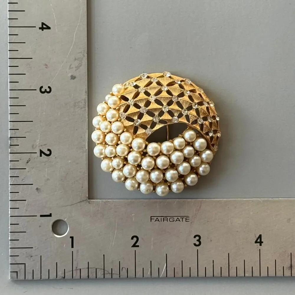 VTG 60s Crown Trifari Pearl Brooch Faux Pearl Rhinestone Signed Giant Swirl